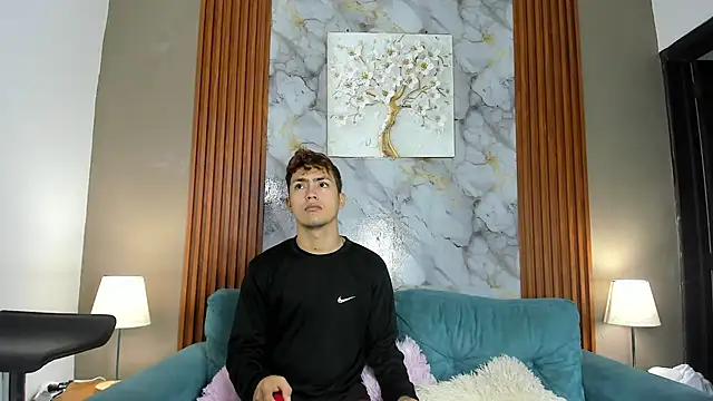 Snapshot of VERY_HOT_GUYS chatting on March 13, 2026, 1:18 pm VERY HOT GUYS online show from March 13, 2026, 1:18 pm