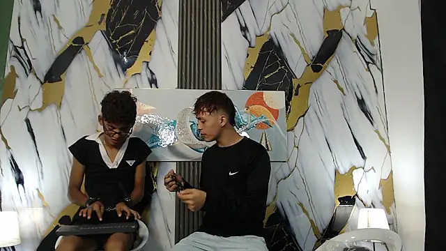 Snapshot of VERY_HOT_GUYS chatting on March 21, 2026, 1:21 am VERY HOT GUYS online show from March 21, 2026, 1:21 am