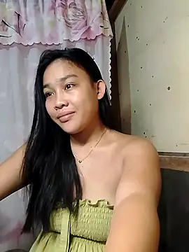 luna light23 online show from October 2, 2025, 9:00 pm