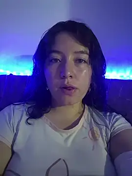 annyaparis online show from January 8, 2026, 11:29 pm