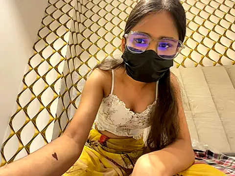 dubyzubygirl online show from October 3, 2025, 5:54 pm