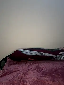 Amy hemii online show from October 15, 2025, 7:14 pm