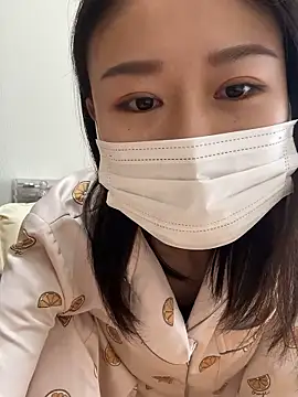 mia2 jp online show from November 1, 2025, 1:07 am