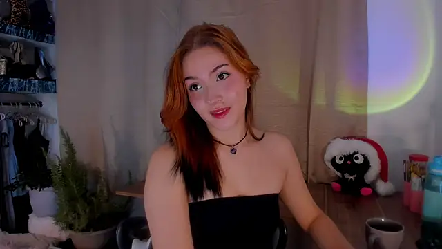 AmaruBloom online show from December 21, 2025, 9:33 pm