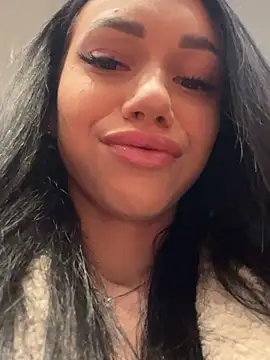 ilariea girl online show from February 1, 2026, 5:22 pm