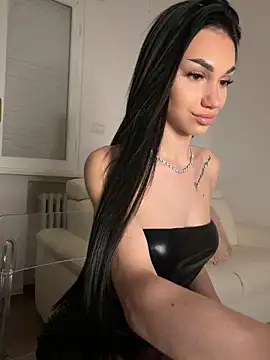 Snapshot of ilariea_girl chatting on April 21, 2026, 8:55 pm ilariea girl online show from April 21, 2026, 8:55 pm