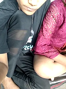 Snapshot of Unique_girls90 chatting on March 19, 2026, 12:20 pm Unique girls90 online show from March 19, 2026, 12:20 pm