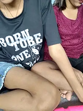 Snapshot of Unique_girls90 chatting on April 2, 2026, 1:42 pm Unique girls90 online show from April 2, 2026, 1:42 pm