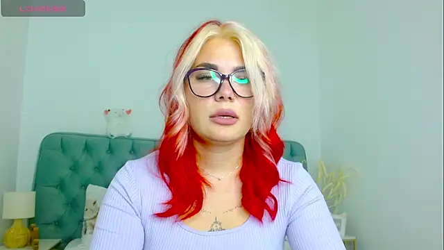 Snapshot of Naughty_kittyy1 chatting on October 4, 2025, 7:34 pm Naughty kittyy1 online show from October 4, 2025, 7:34 pm