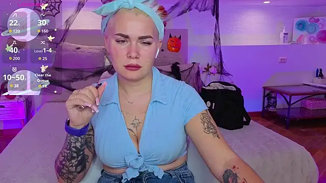 Snapshot of Naughty_kittyy1 chatting on October 28, 2025, 1:36 pm Naughty kittyy1 online show from October 28, 2025, 1:36 pm