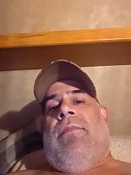 Snapshot of DeeBestEver chatting on April 20, 2026, 12:08 pm DeeBestEver online show from April 20, 2026, 12:08 pm