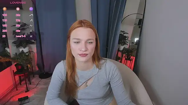 PollyMayer online show from May 12, 2026, 8:39 pm