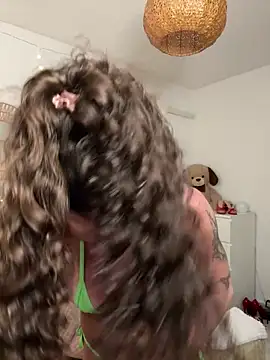 Martyca Beee online show from March 26, 2026, 7:30 pm