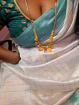 Snapshot of Tamil_Ammani chatting on February 5, 2026, 4:44 pm Tamil Ammani online show from February 5, 2026, 4:44 pm