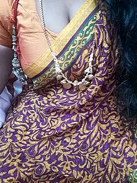 Snapshot of Tamil_Ammani chatting on February 12, 2026, 8:20 am Tamil Ammani online show from February 12, 2026, 8:20 am