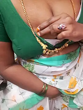 Snapshot of Tamil_Ammani chatting on February 12, 2026, 8:26 pm Tamil Ammani online show from February 12, 2026, 8:26 pm