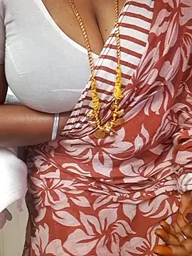 Snapshot of Tamil_Ammani chatting on February 21, 2026, 5:58 pm Tamil Ammani online show from February 21, 2026, 5:58 pm