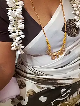 Snapshot of Tamil_Ammani chatting on March 3, 2026, 4:35 pm Tamil Ammani online show from March 3, 2026, 4:35 pm