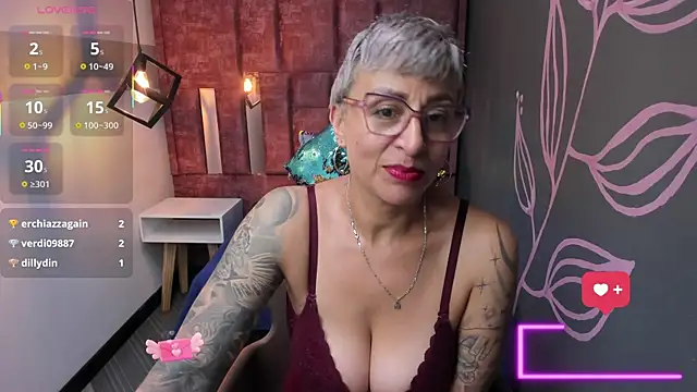 Charlotte  Gray online show from January 11, 2026, 4:39 am