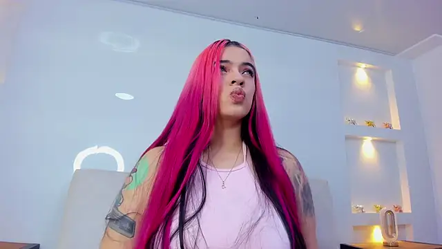Snapshot of meloody_k chatting on October 4, 2025, 12:25 pm meloody k online show from October 4, 2025, 12:25 pm