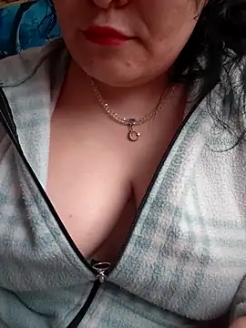 aydannn01 online show from October 23, 2025, 10:36 am