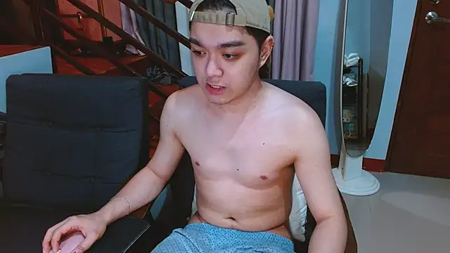 JayKarLo online show from October 30, 2025, 1:23 pm