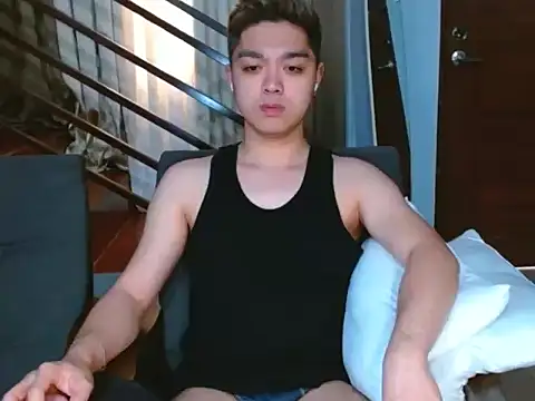 Snapshot of JayKarLo chatting on March 24, 2026, 2:16 am JayKarLo online show from March 24, 2026, 2:16 am