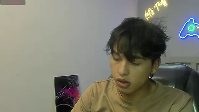 StiwenTwink online show from January 19, 2026, 2:10 pm