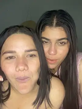 sindyy 01 online show from October 22, 2025, 4:02 am