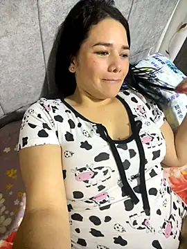 sindyy 01 online show from November 7, 2025, 6:24 am