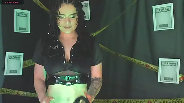 Snapshot of KylieJenkins chatting on October 31, 2025, 1:12 pm KylieJenkins online show from October 31, 2025, 1:12 pm