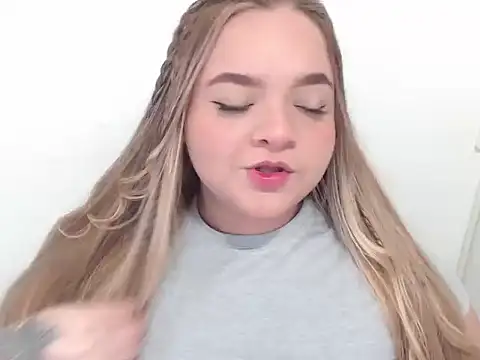 Snapshot of yourbbwfavorite chatting on October 28, 2025, 11:40 pm yourbbwfavorite online show from October 28, 2025, 11:40 pm