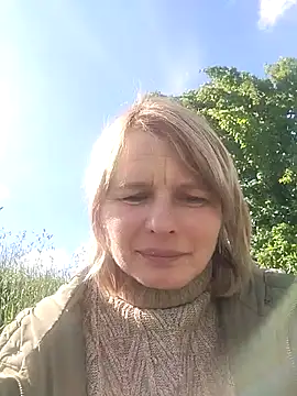 Snapshot of Masha412111 chatting on May 31, 2026, 7:26 am Masha412111 online show from May 31, 2026, 7:26 am