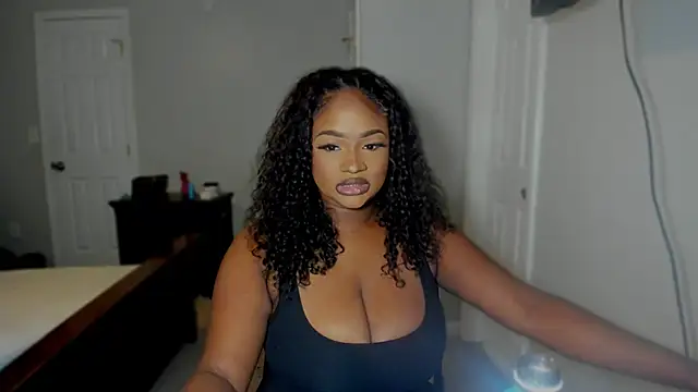 supanovaaa online show from June 7, 2026, 12:04 am
