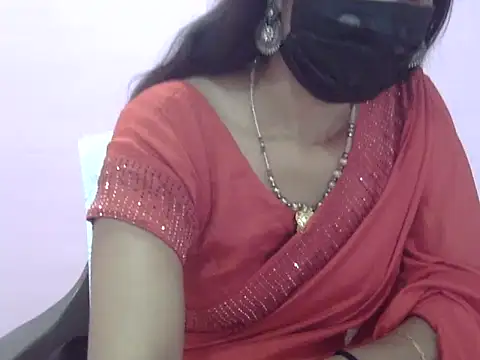 Laila Cute online show from March 27, 2026, 3:45 am