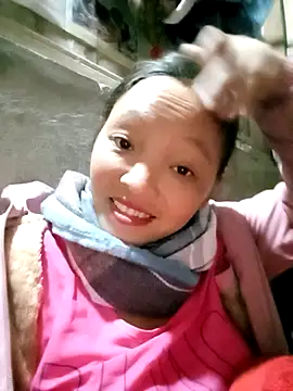 Minkine022 online show from November 3, 2025, 7:42 am