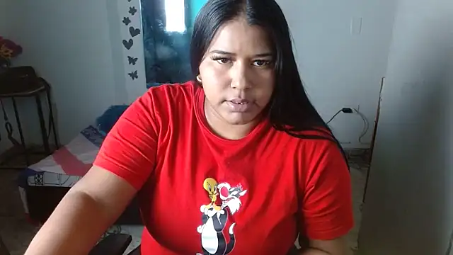 Ebony luna online show from March 5, 2026, 7:32 pm