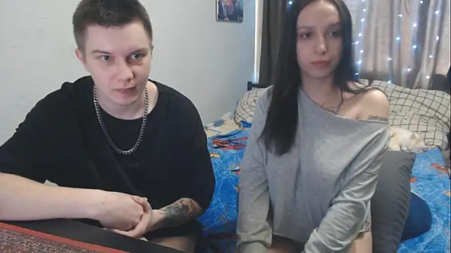 Snapshot of Mark_and_Wendy chatting on April 9, 2026, 6:19 am Mark and Wendy online show from April 9, 2026, 6:19 am