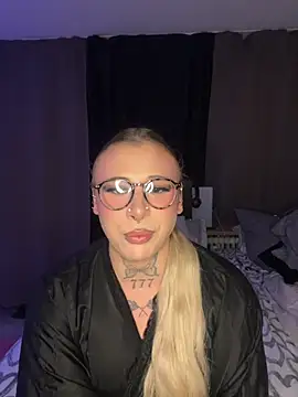 Kimberly-sweety online show from October 15, 2025, 7:25 pm