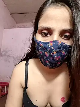 Snapshot of DIVINEDIVAA chatting on October 10, 2025, 8:52 pm DIVINEDIVAA online show from October 10, 2025, 8:52 pm