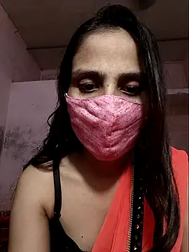 Snapshot of DIVINEDIVAA chatting on October 14, 2025, 4:52 pm DIVINEDIVAA online show from October 14, 2025, 4:52 pm