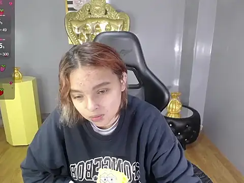 mia foster t online show from October 26, 2025, 12:44 pm