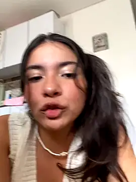 Jules Angel online show from October 7, 2025, 9:01 pm