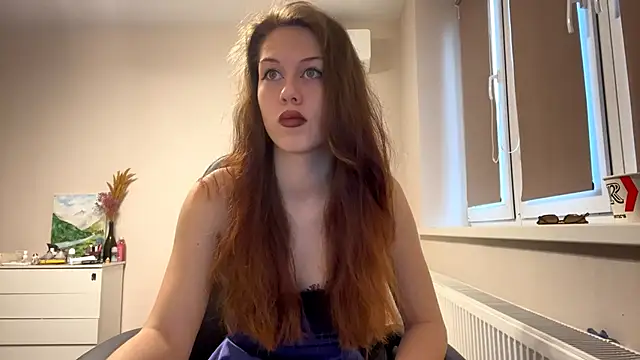 Nayra flash online show from November 18, 2025, 10:52 am