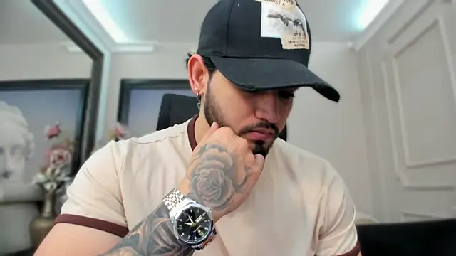 ElianKeiser online show from October 23, 2025, 12:26 pm