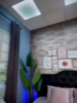 ArieliciousXXX online show from April 9, 2026, 1:05 pm