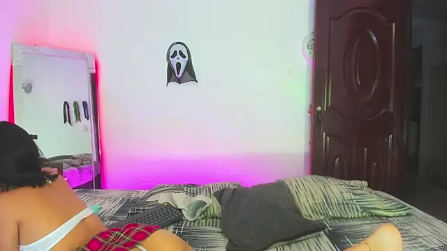 Snapshot of megan_lol chatting on February 9, 2026, 1:31 am megan lol online show from February 9, 2026, 1:31 am