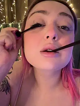 KellyMoors online show from February 9, 2026, 2:37 am