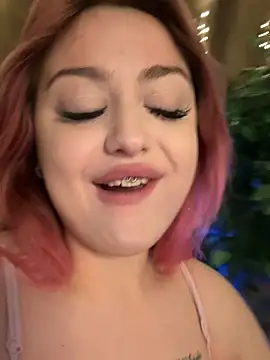 KellyMoors online show from February 17, 2026, 1:57 am