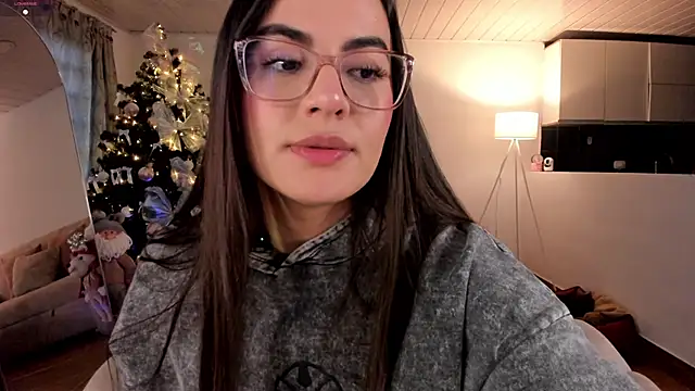 Snapshot of sarita_3 chatting on January 8, 2026, 10:56 pm sarita 3 online show from January 8, 2026, 10:56 pm